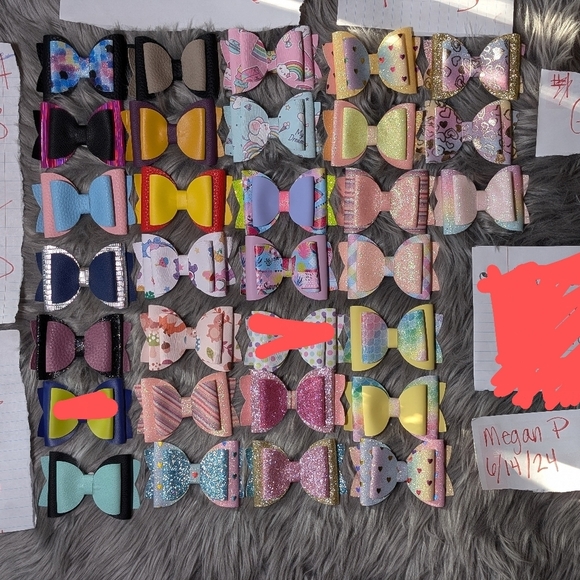 Bow toppers for tumblers - Picture 2 of 9